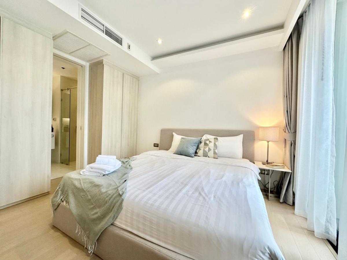 Sukhumvit 11#Luxury#Pool#Gym#Bts Nana&Mrt Sukhumvit#1Br#Max4Ppl Apartment Банкок Екстериор снимка