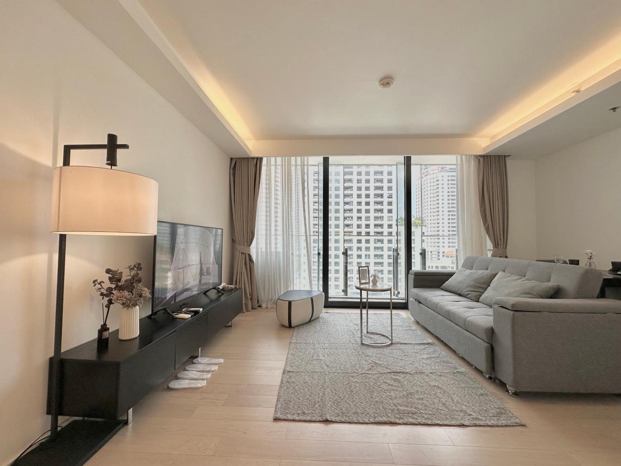 Sukhumvit 11#Luxury#Pool#Gym#Bts Nana&Mrt Sukhumvit#1Br#Max4Ppl Apartment Банкок Екстериор снимка
