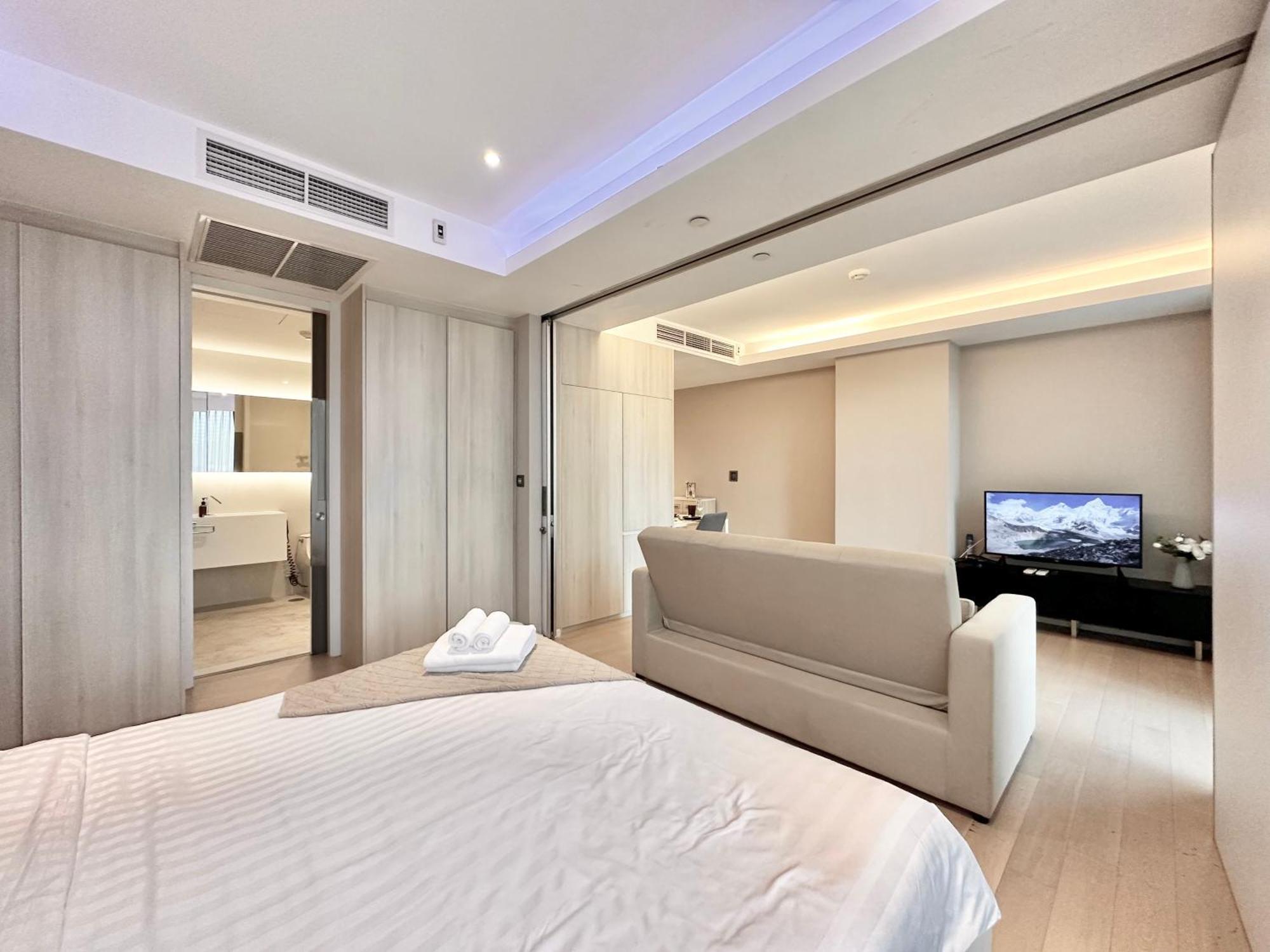 Sukhumvit 11#Luxury#Pool#Gym#Bts Nana&Mrt Sukhumvit#1Br#Max4Ppl Apartment Банкок Екстериор снимка