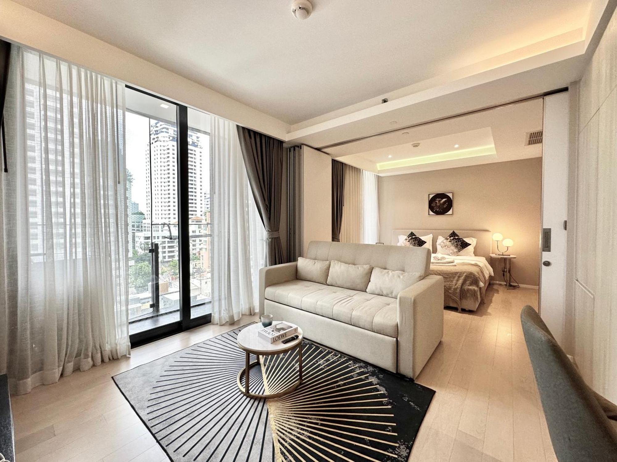 Sukhumvit 11#Luxury#Pool#Gym#Bts Nana&Mrt Sukhumvit#1Br#Max4Ppl Apartment Банкок Екстериор снимка