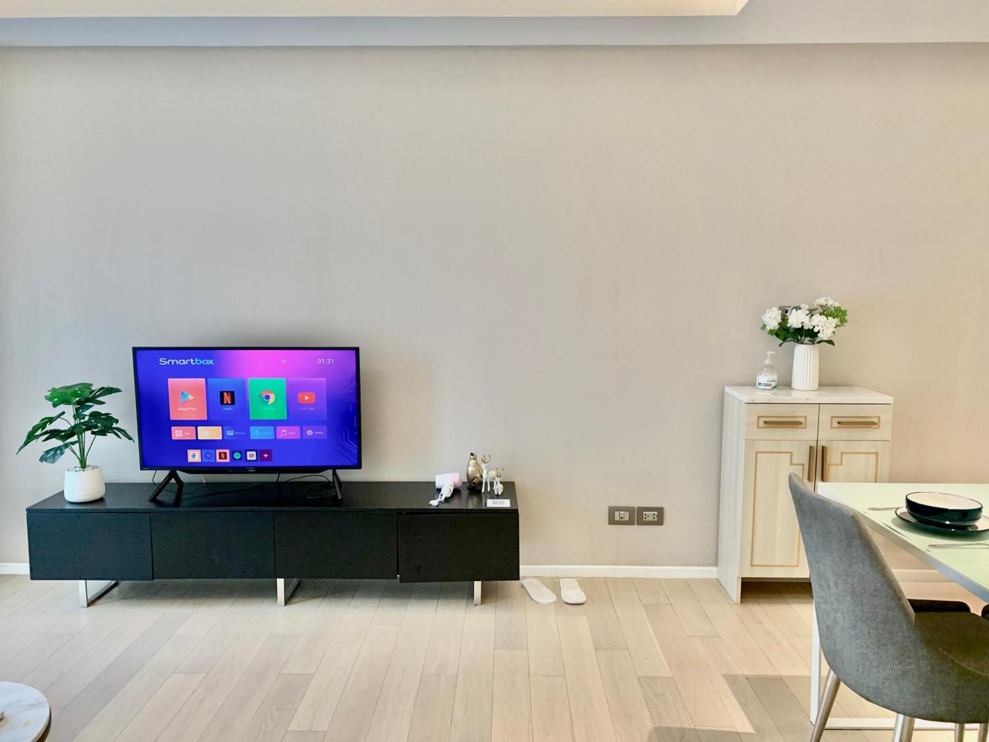 Sukhumvit 11#Luxury#Pool#Gym#Bts Nana&Mrt Sukhumvit#1Br#Max4Ppl Apartment Банкок Екстериор снимка