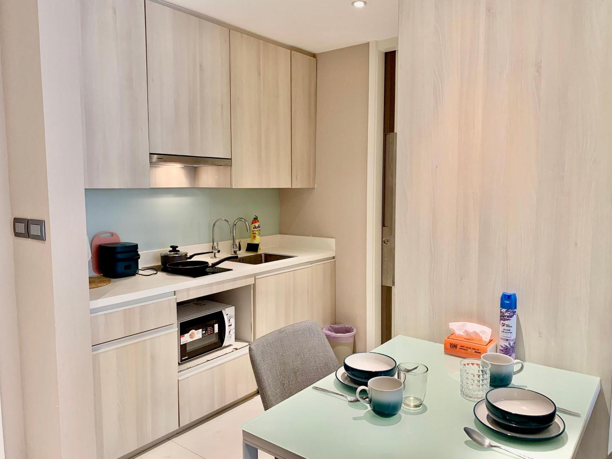 Sukhumvit 11#Luxury#Pool#Gym#Bts Nana&Mrt Sukhumvit#1Br#Max4Ppl Apartment Банкок Екстериор снимка