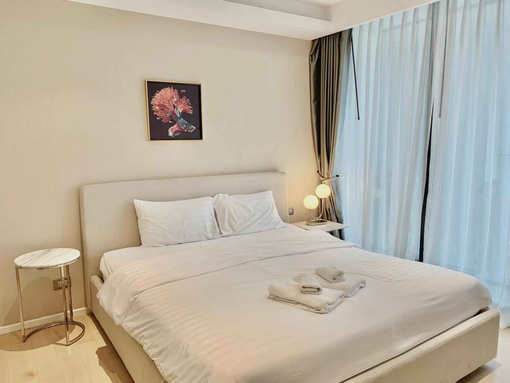 Sukhumvit 11#Luxury#Pool#Gym#Bts Nana&Mrt Sukhumvit#1Br#Max4Ppl Apartment Банкок Екстериор снимка